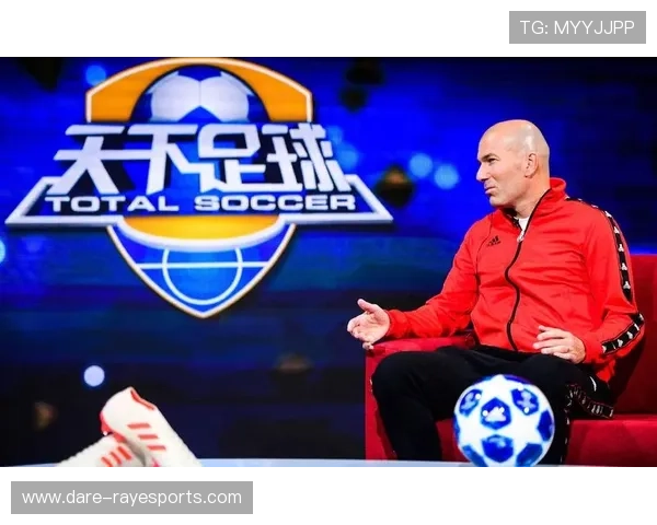 中国69年出生足球传奇球星回顾 从青涩少年到国家队核心的成长之路