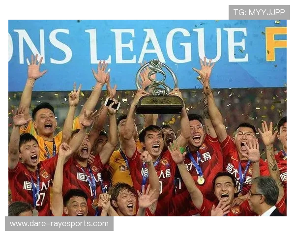 广州恒大足球队现役球星及其在球队中的关键角色分析