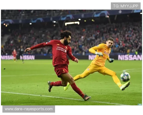 足球明星与球队整体实力的区别及其相互作用分析 足球明星与球队整体实力的区别及其相互作用分析