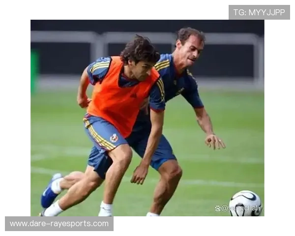 足球星二代与一代的荣耀传承与挑战解析